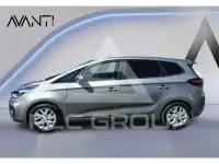 2017 KIA Carens