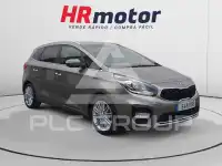 2017 KIA Carens