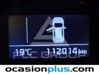 2017 KIA Carens
