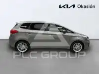 2017 KIA Carens