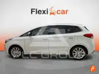 2017 KIA Carens