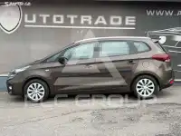 2017 KIA Carens
