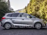 2017 KIA Carens