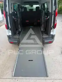 2017 Ford Tourneo