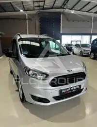 2017 Ford Tourneo