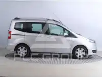 2017 Ford Tourneo