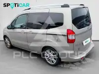 2017 Ford Tourneo