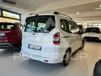 2017 Ford Tourneo