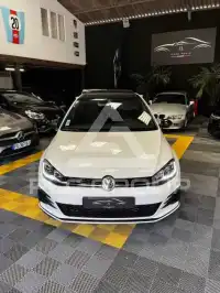 2017 Volkswagen GOLF