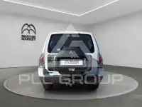 2018 Mitsubishi PAJARO