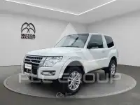 2018 Mitsubishi PAJARO