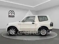2018 Mitsubishi PAJARO
