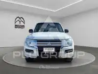 2018 Mitsubishi PAJARO