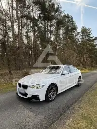 2018 BMW 330