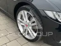 2018 Jaguar XE