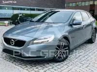 2018 Volvo V40