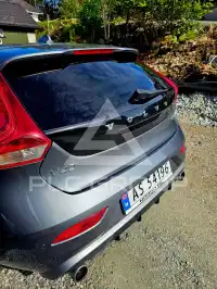 2018 Volvo V40