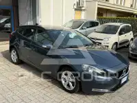 2018 Volvo V40