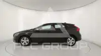 2018 Volvo V40