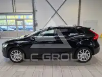 2018 Volvo V40