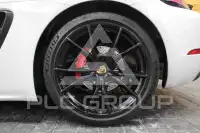 2018 Porsche Cayman