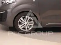 2018 Peugeot Traveller