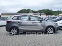 2018 KIA Carens