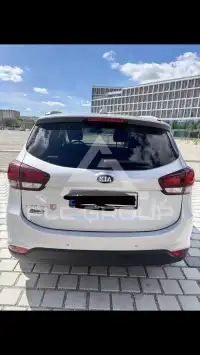 2018 KIA Carens