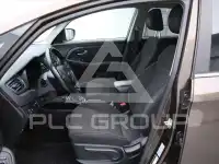 2018 KIA Carens