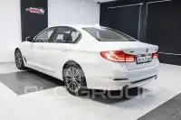 2019 BMW 523