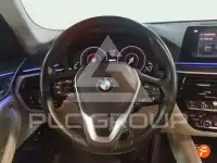2019 BMW 523