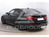 2019 BMW 523
