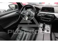 2019 BMW 523