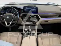 2019 BMW 523