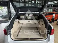 2019 BMW 523