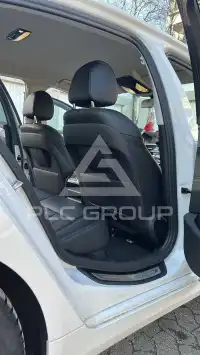 2019 BMW 523