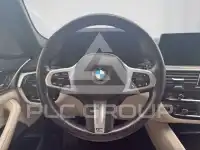 2019 BMW 523