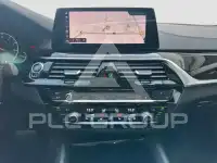 2019 BMW 523