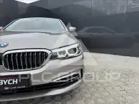 2019 BMW 523