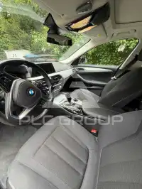 2019 BMW 523