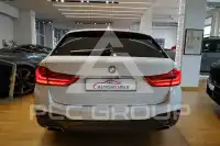 2019 BMW 523