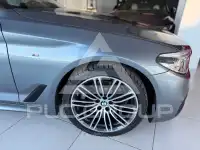 2019 BMW 523