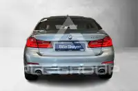 2019 BMW 523
