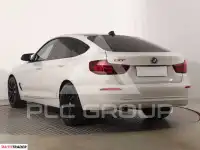 2019 BMW 330