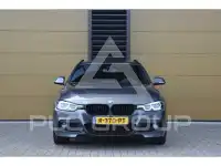 2019 BMW 330