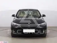 2019 BMW 330