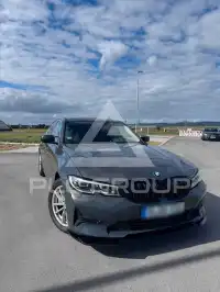 2019 BMW 330