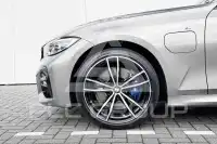 2019 BMW 330