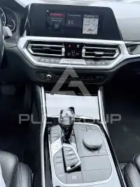 2019 BMW 330