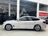 2019 BMW 330